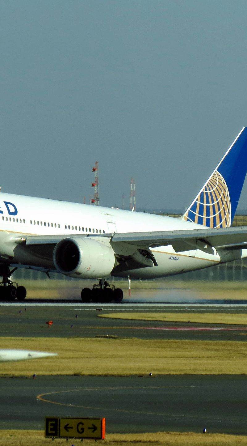 N788UA - Boeing
