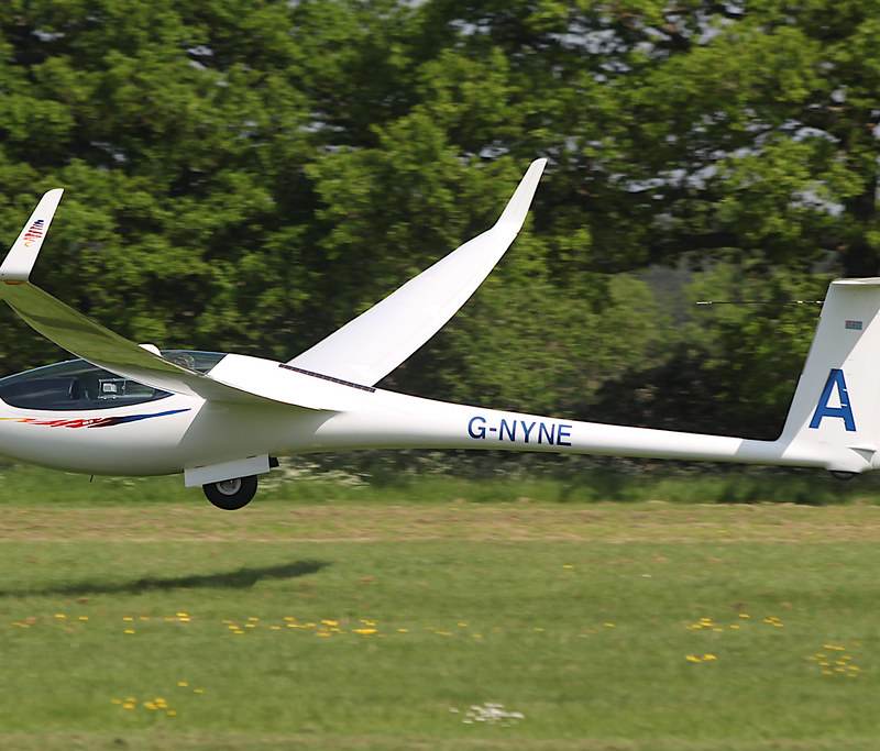 G-NYNE - Glider