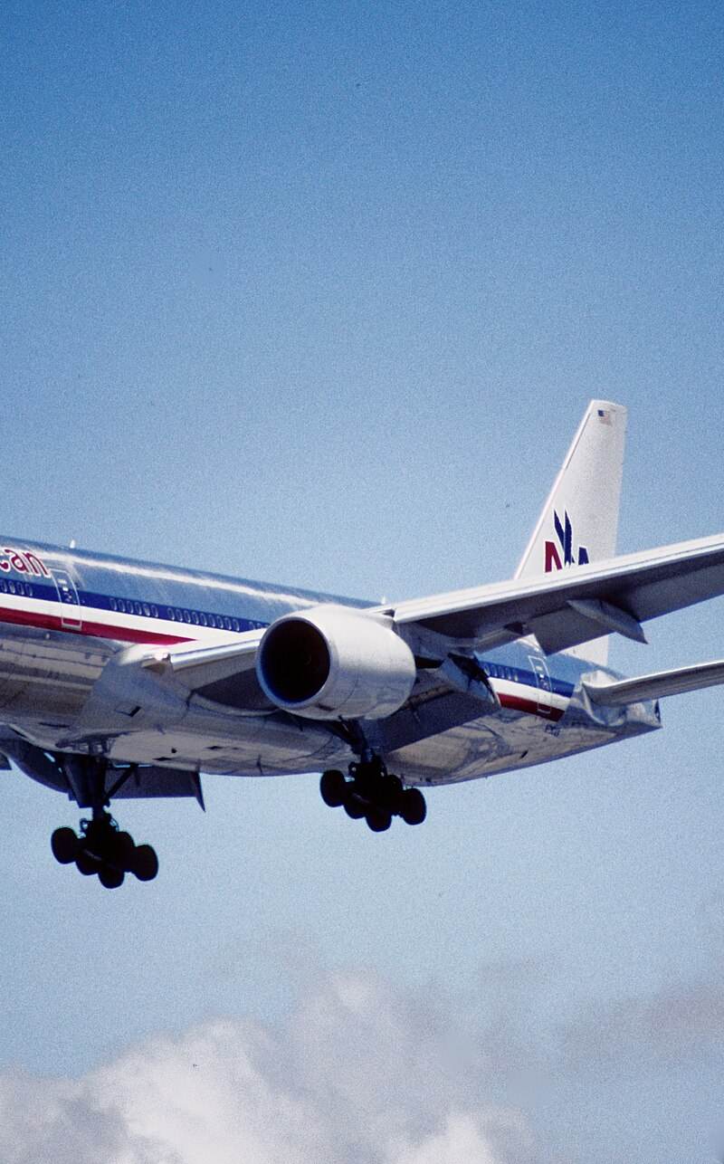 N790AN - Twin-engine aircraft