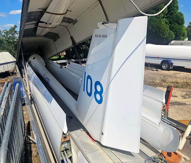 G-YOBI - Glider