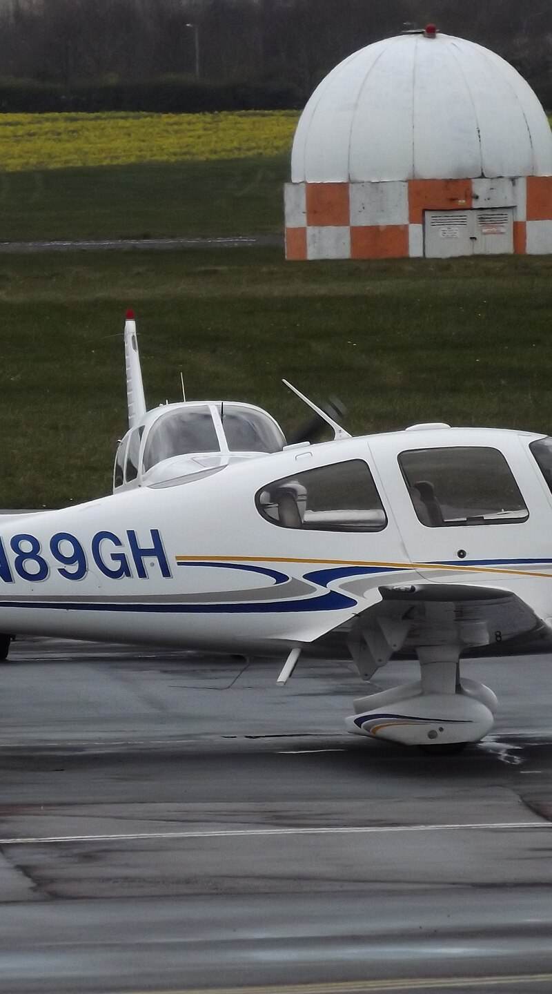 N89GH - Cirrus