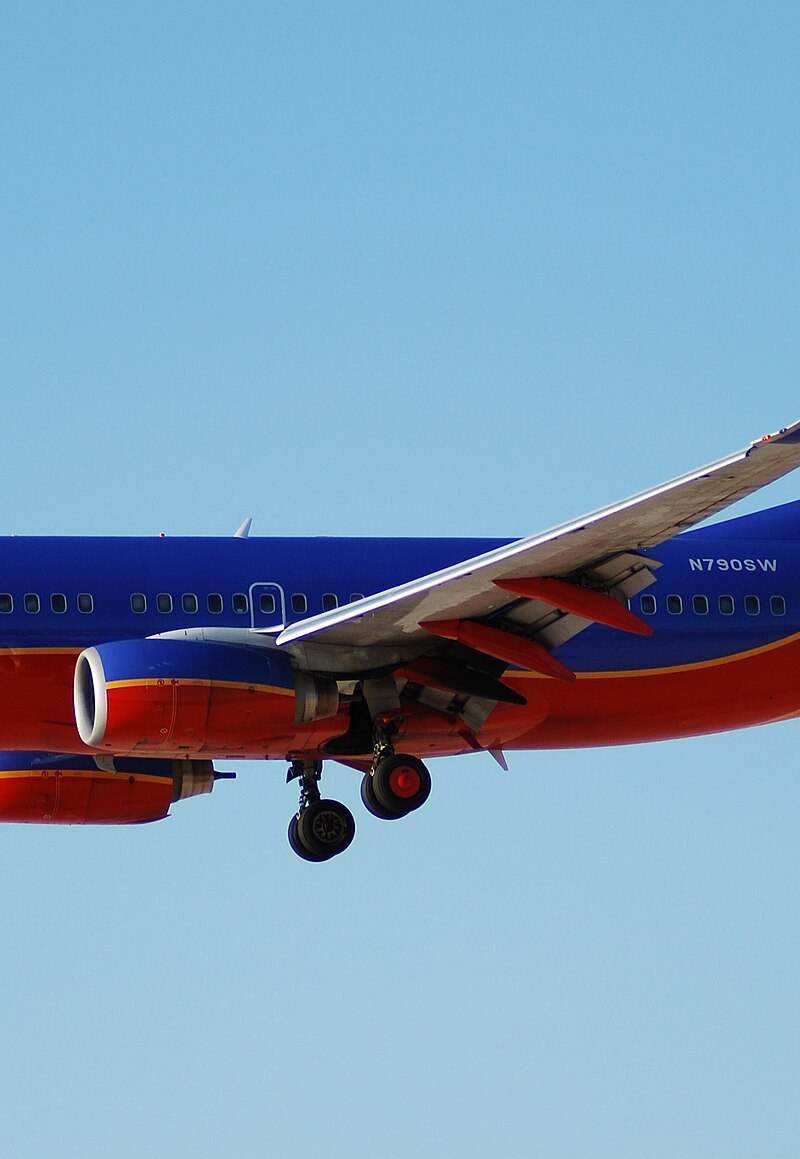 N790SW - Twin-engine aircraft