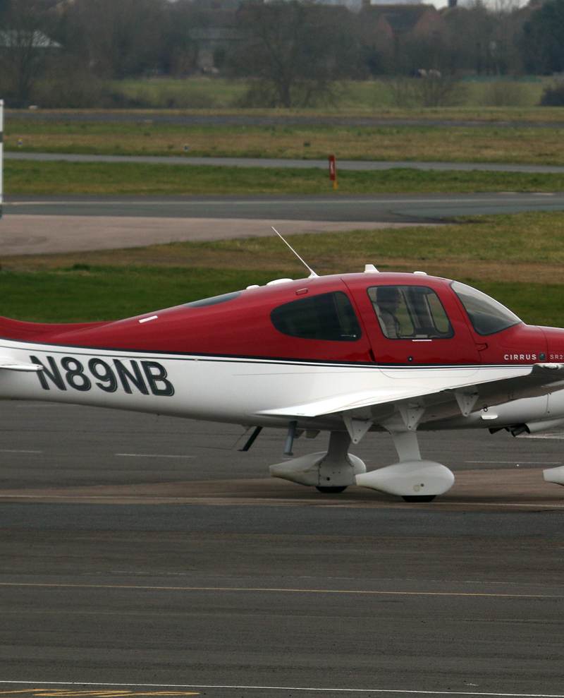 N89NB - Cirrus