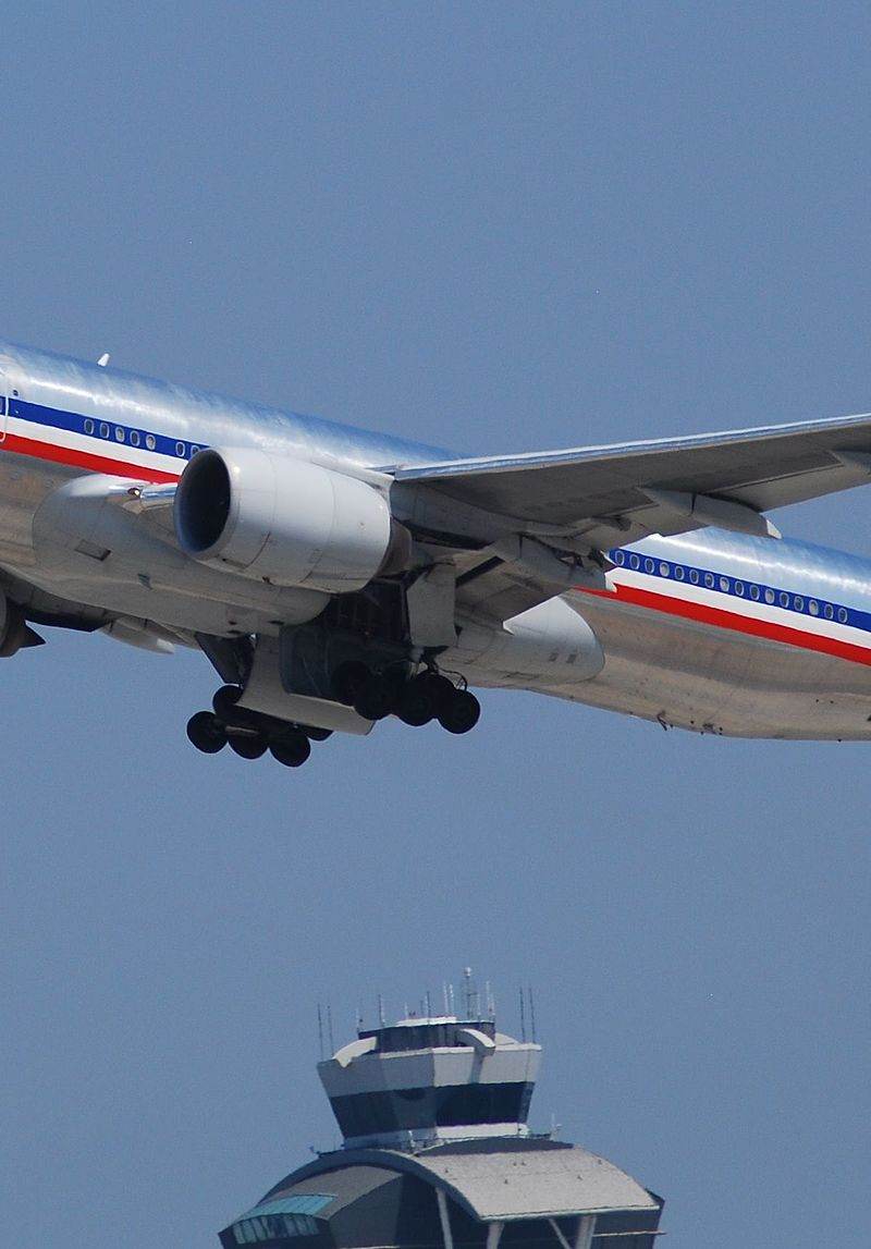 N729AN - Twin-engine aircraft