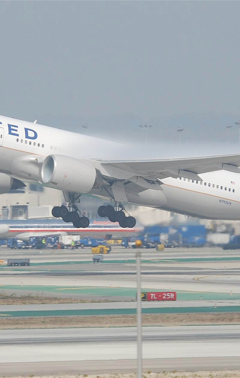 N792UA - Boeing