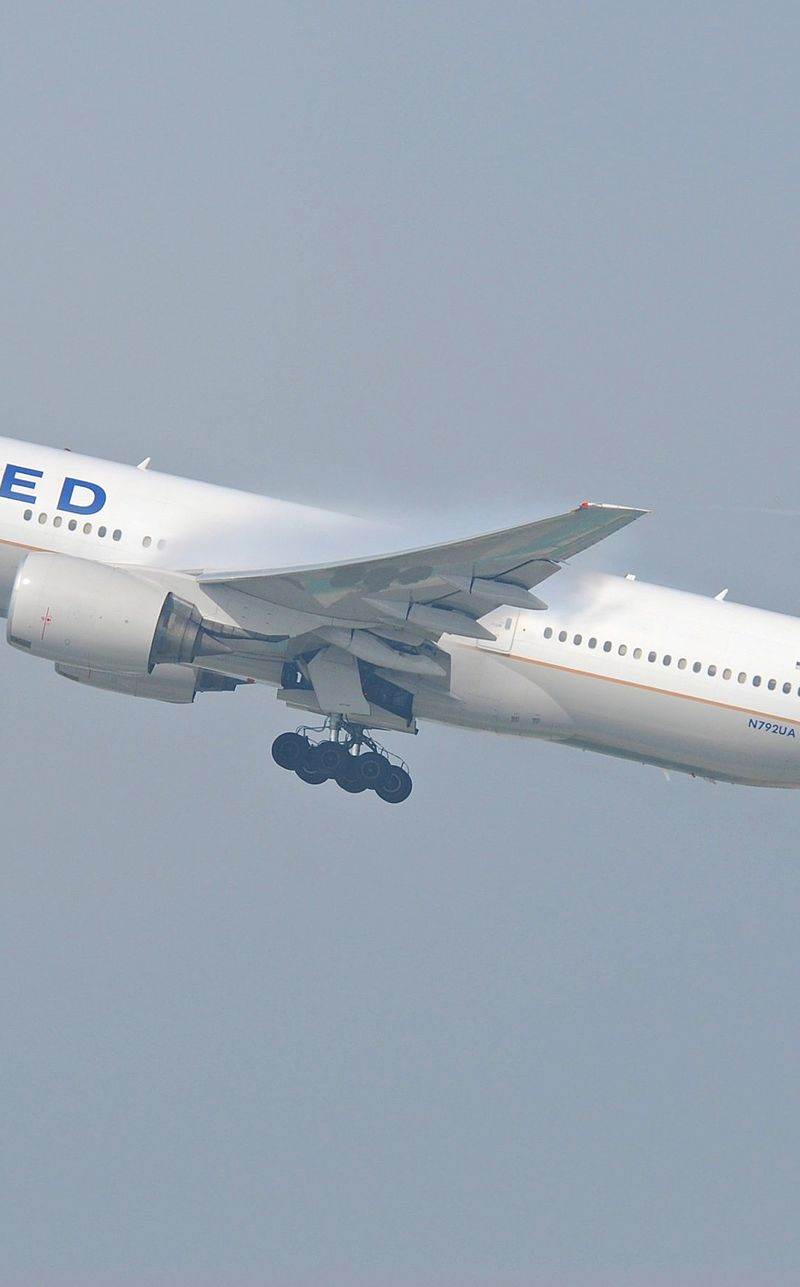 N792UA - Boeing