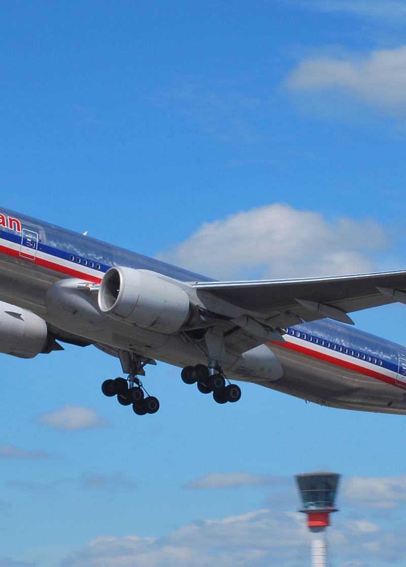 N793AN - Twin-engine aircraft