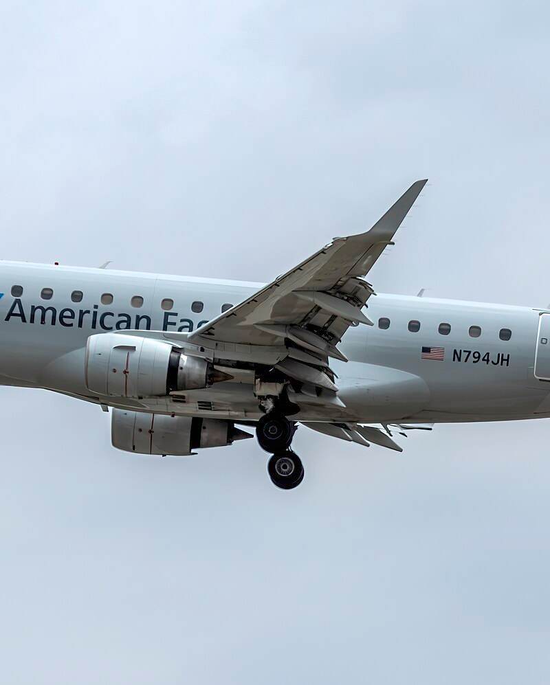 N794JH - Embraer