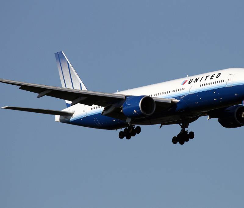 N795UA - Boeing