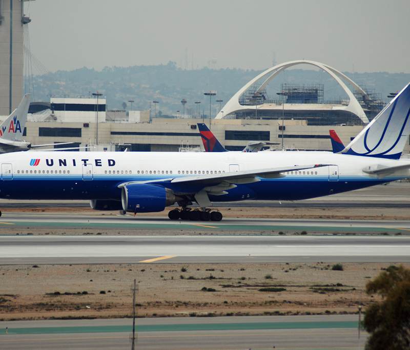 N795UA - Boeing