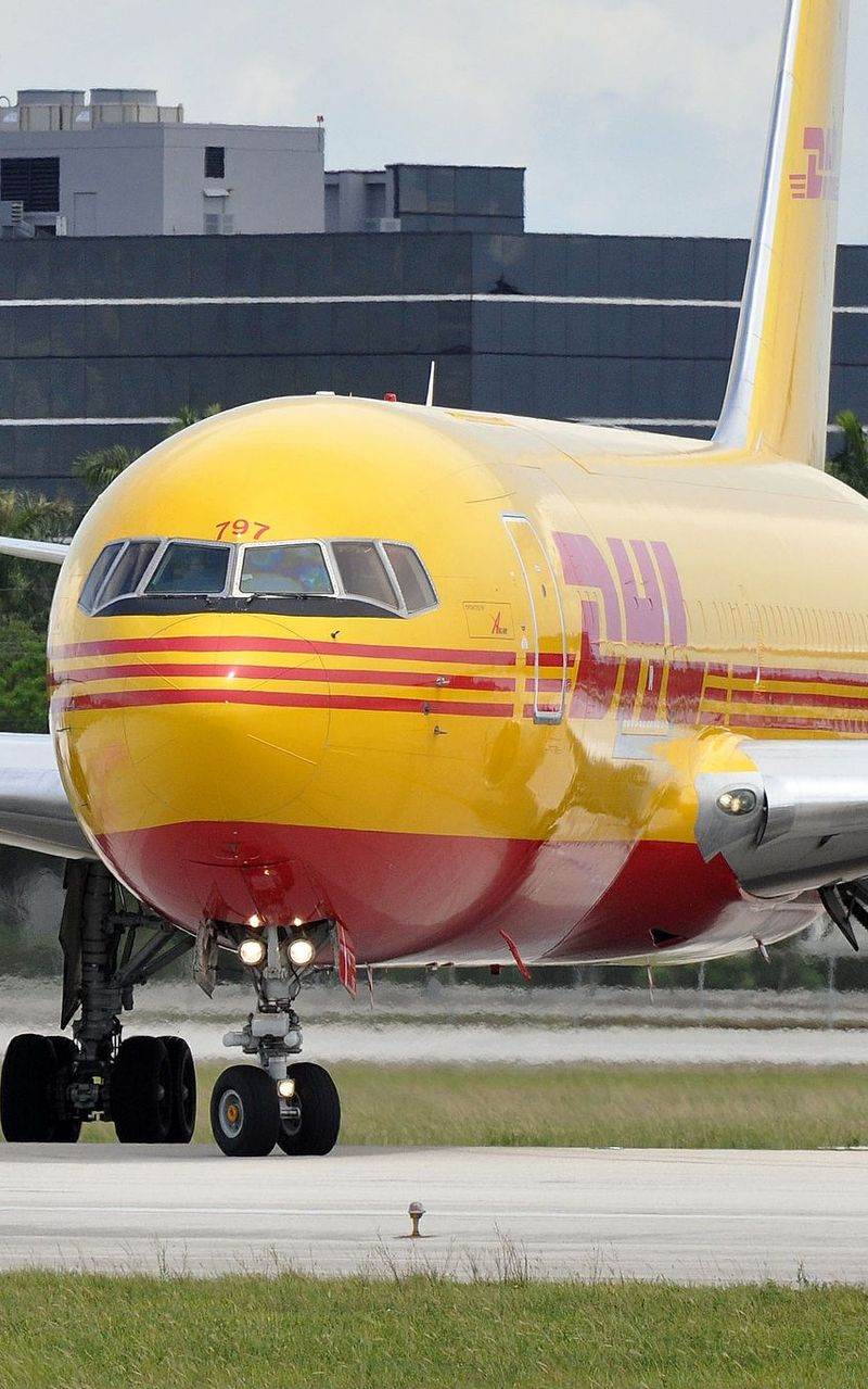 N797AX - Twin-engine aircraft