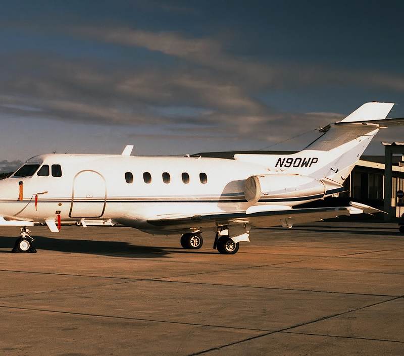 N90WP - Business jet