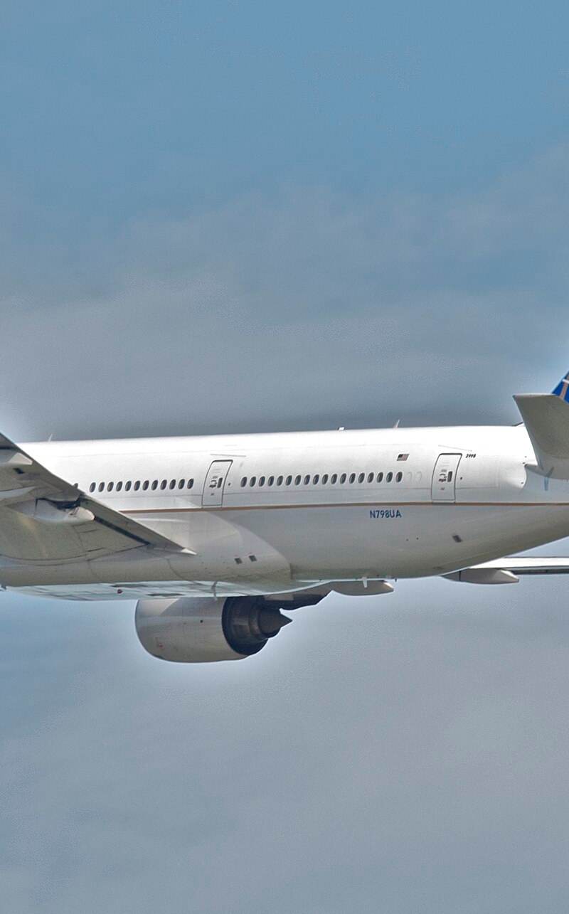 N798UA - Boeing