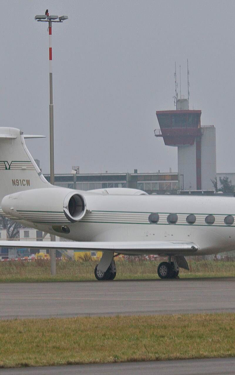 N91CW - Business jet