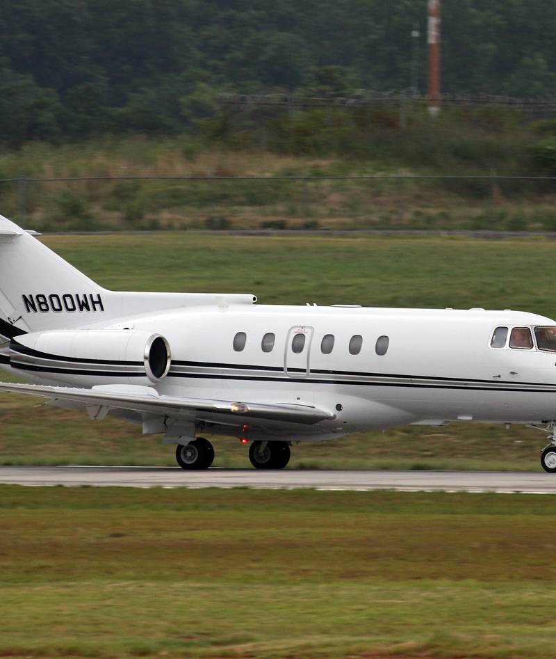 N800WH - Business jet