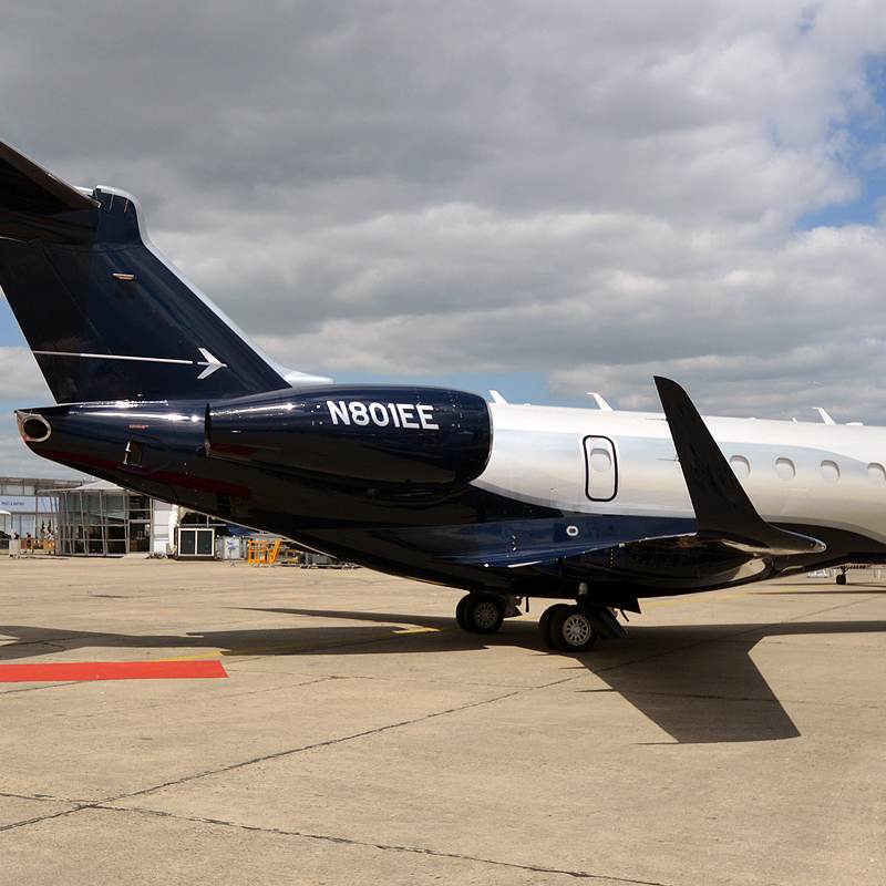 N801EE - Business jet