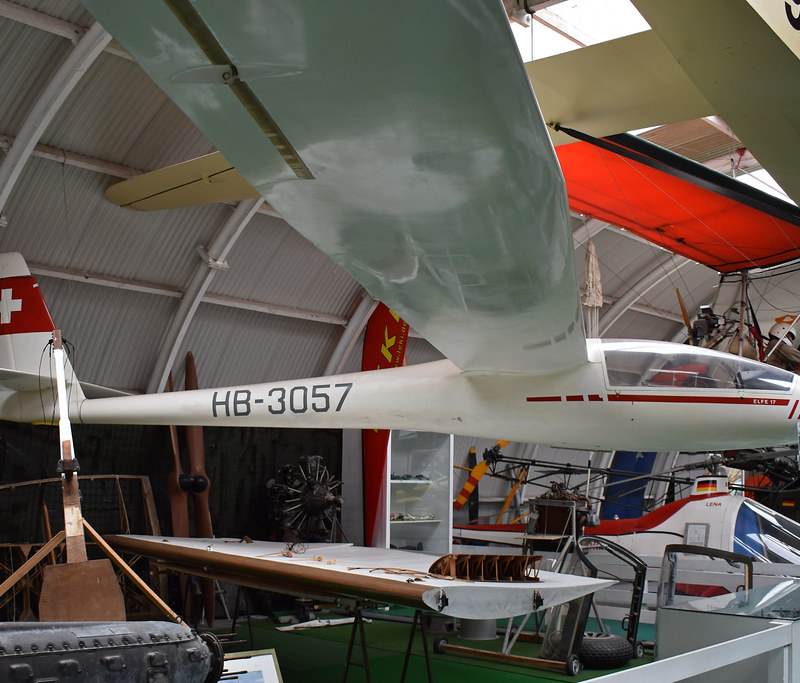 HB-3057 - Glider