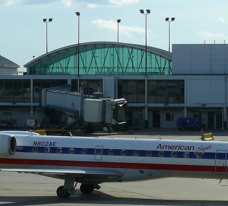 N802AE - Embraer