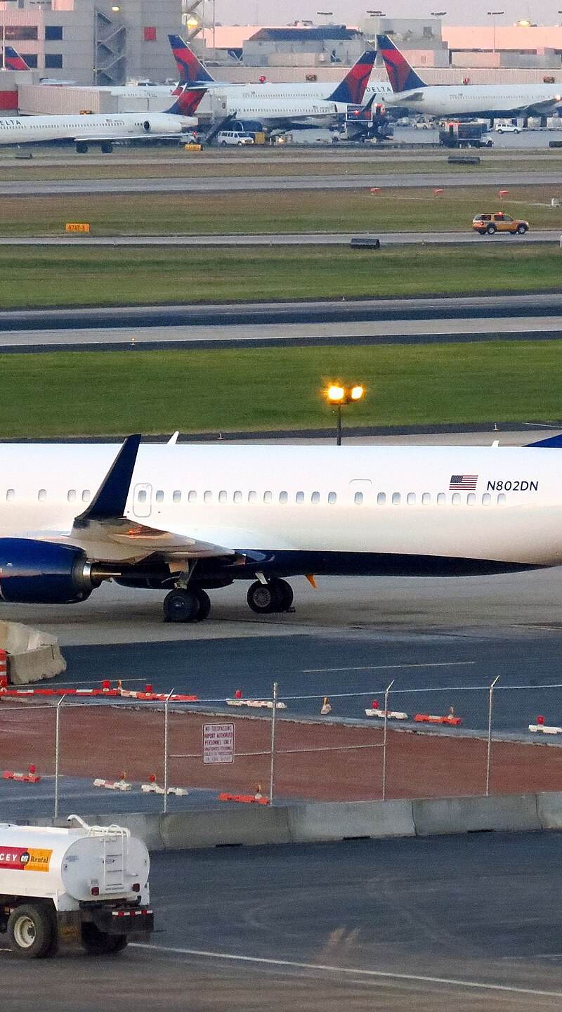N802DN - Aircraft
