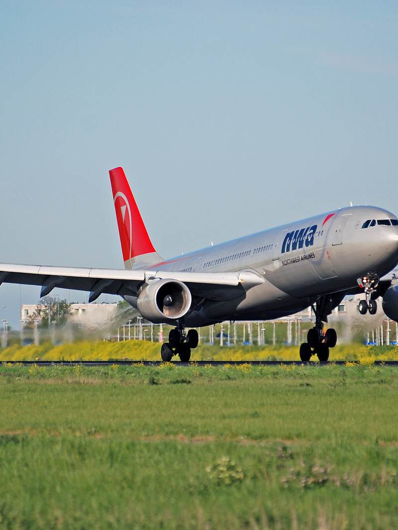 N802NW - Airbus