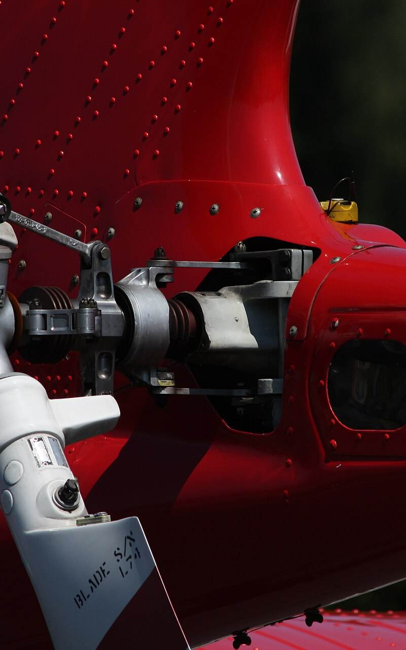 N1UW - Helicopter