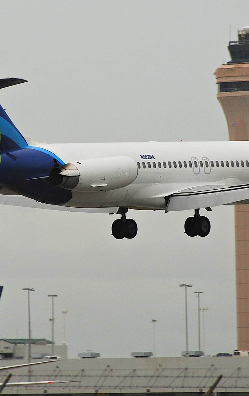 N802WA - Douglas