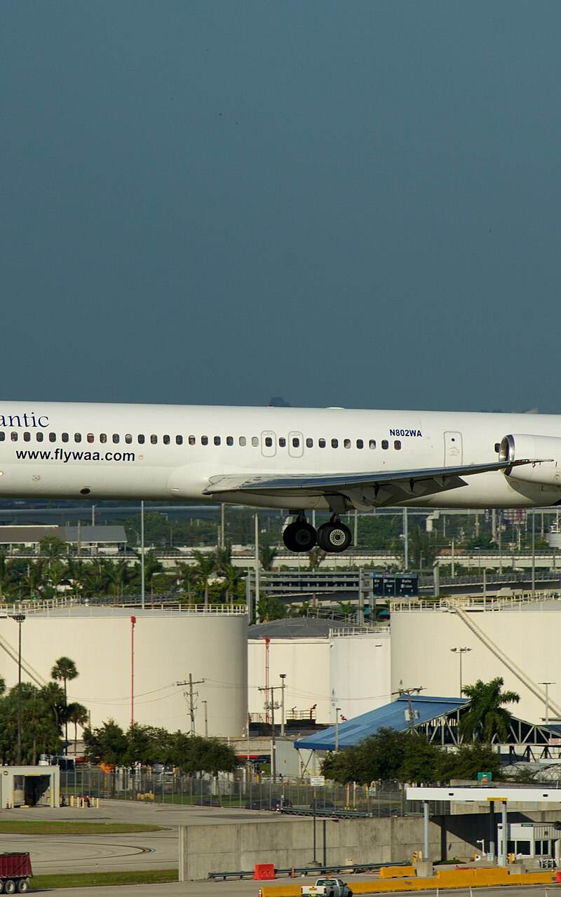 N802WA - Douglas