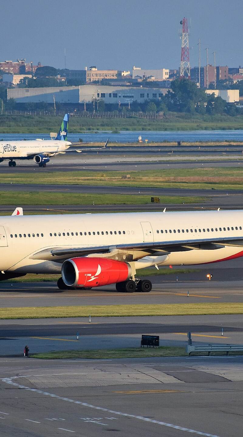N803AV - Airbus