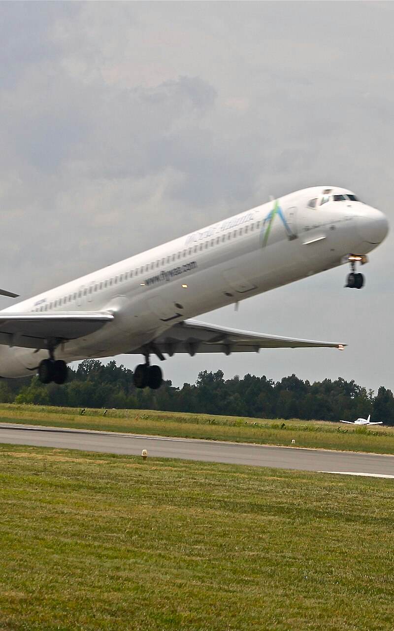 N803WA - Douglas