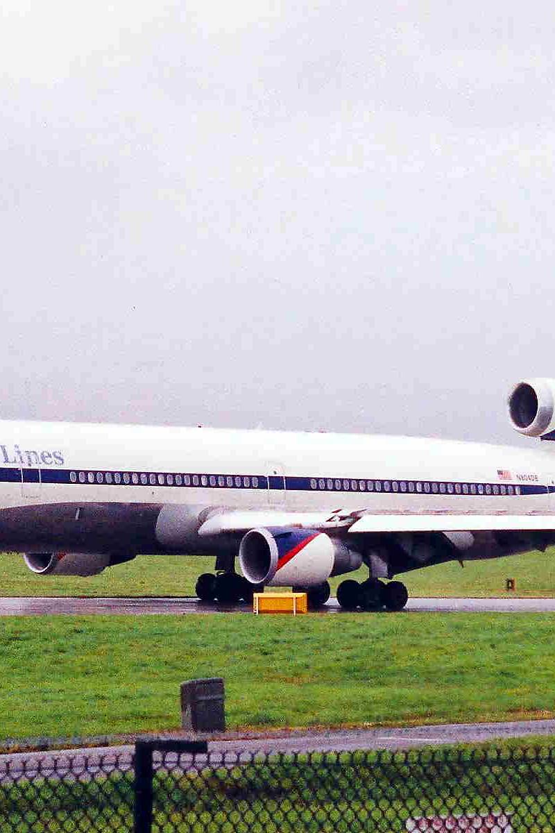 N804DE - Lockheed