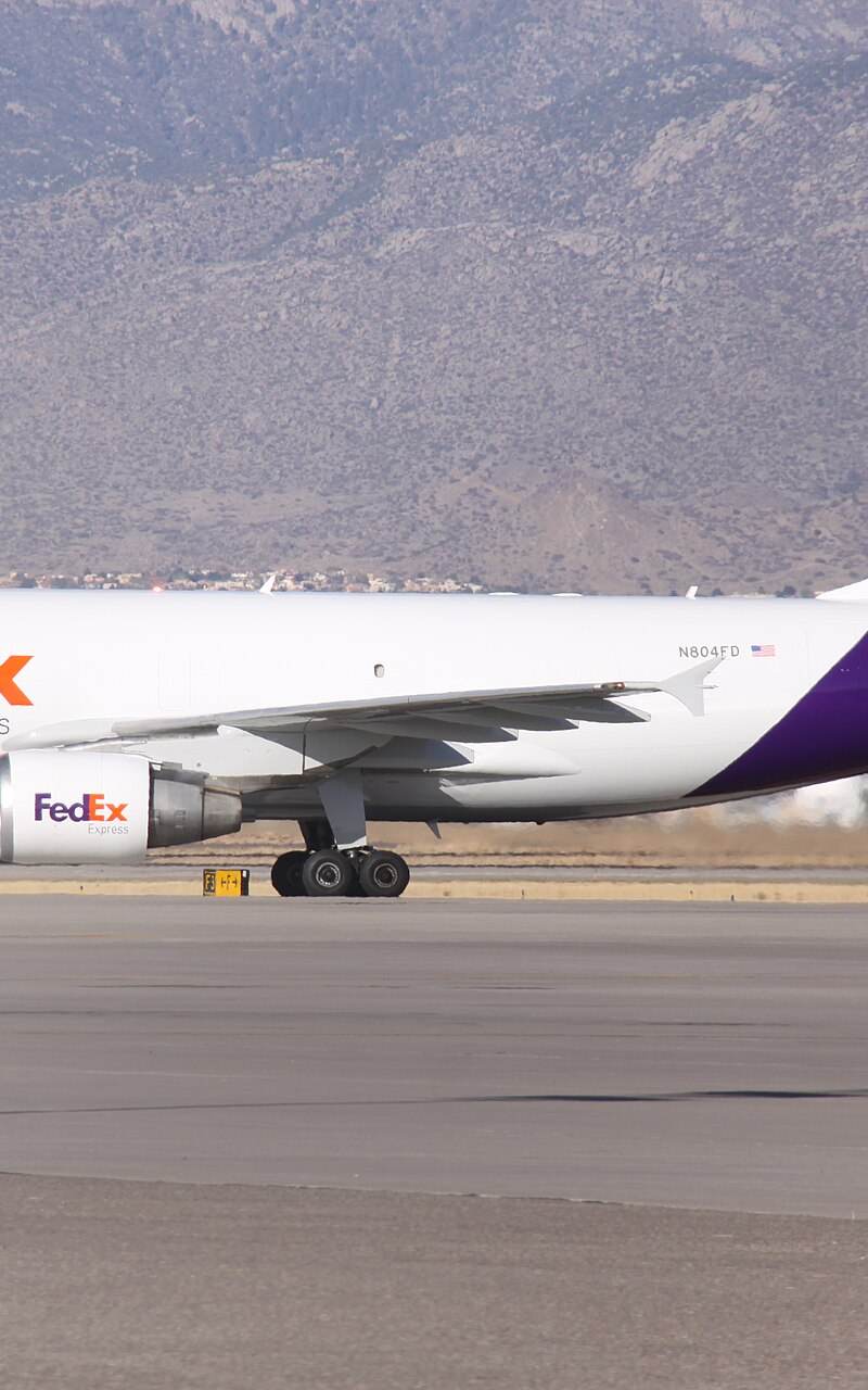 N804FD - Twin-engine aircraft