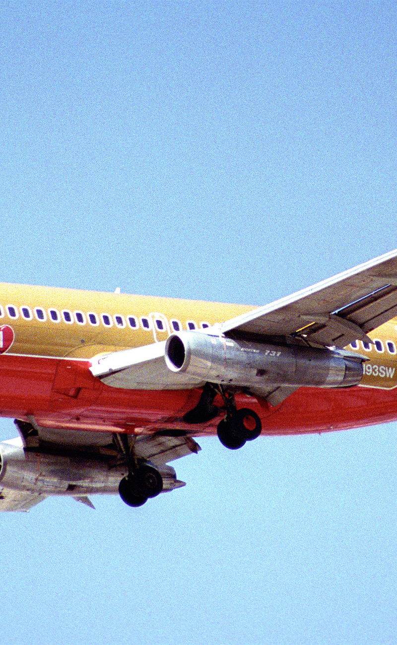 N93SW - Boeing