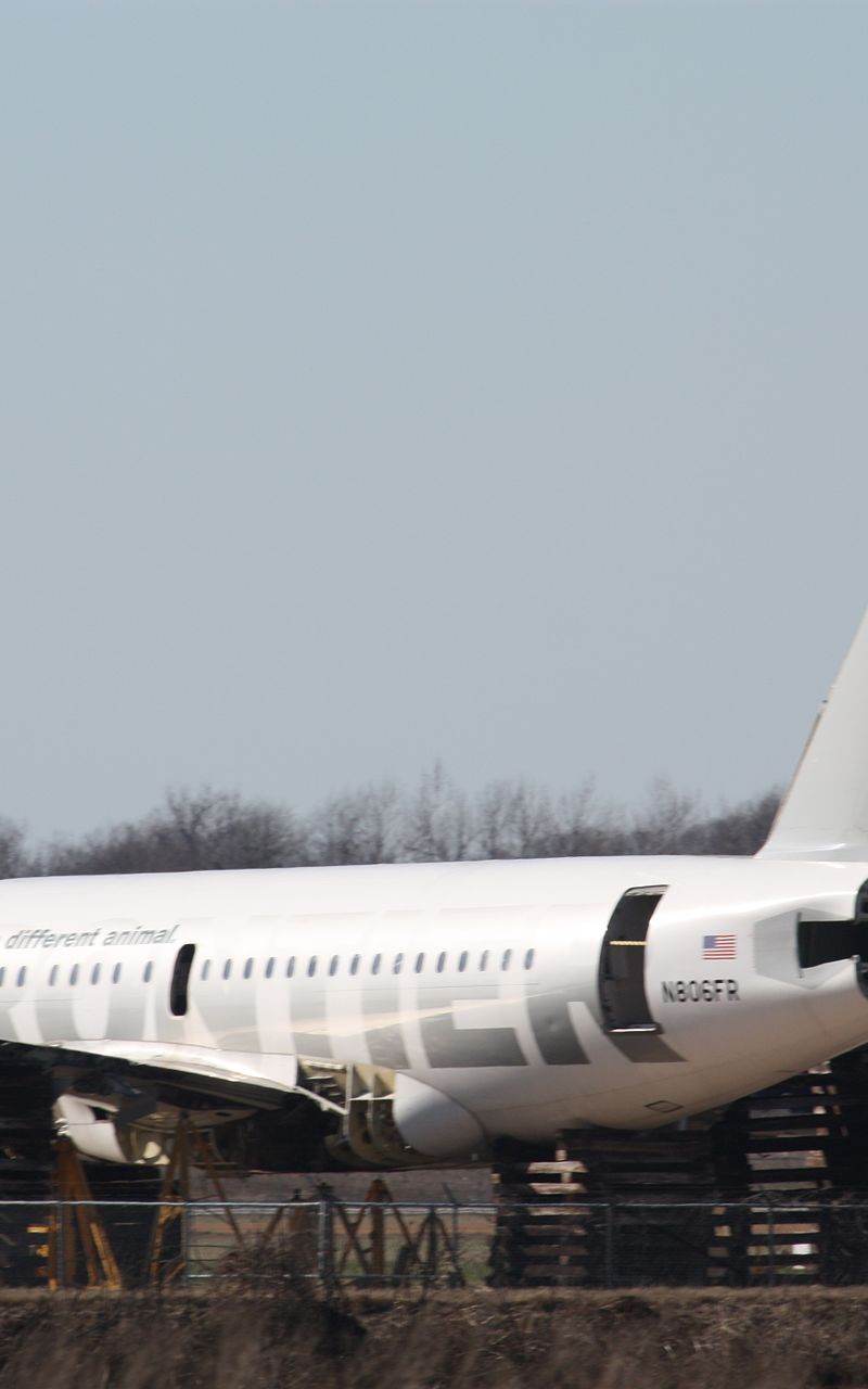 N806FR - Aircraft
