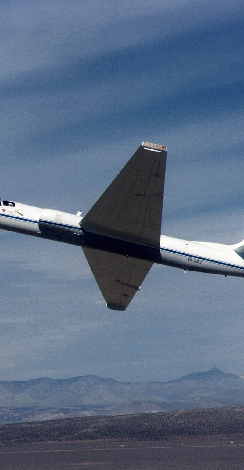 N806NA - Business jet