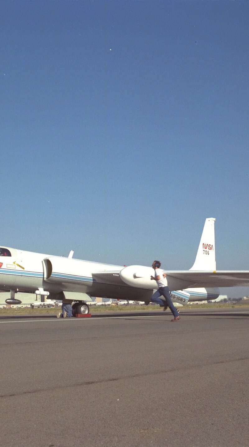 N806NA - Business jet