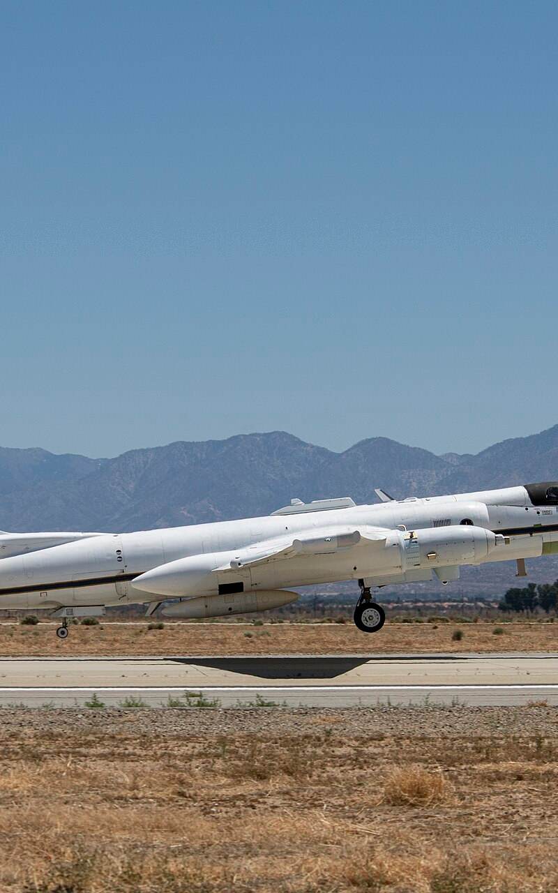 N806NA - Lockheed