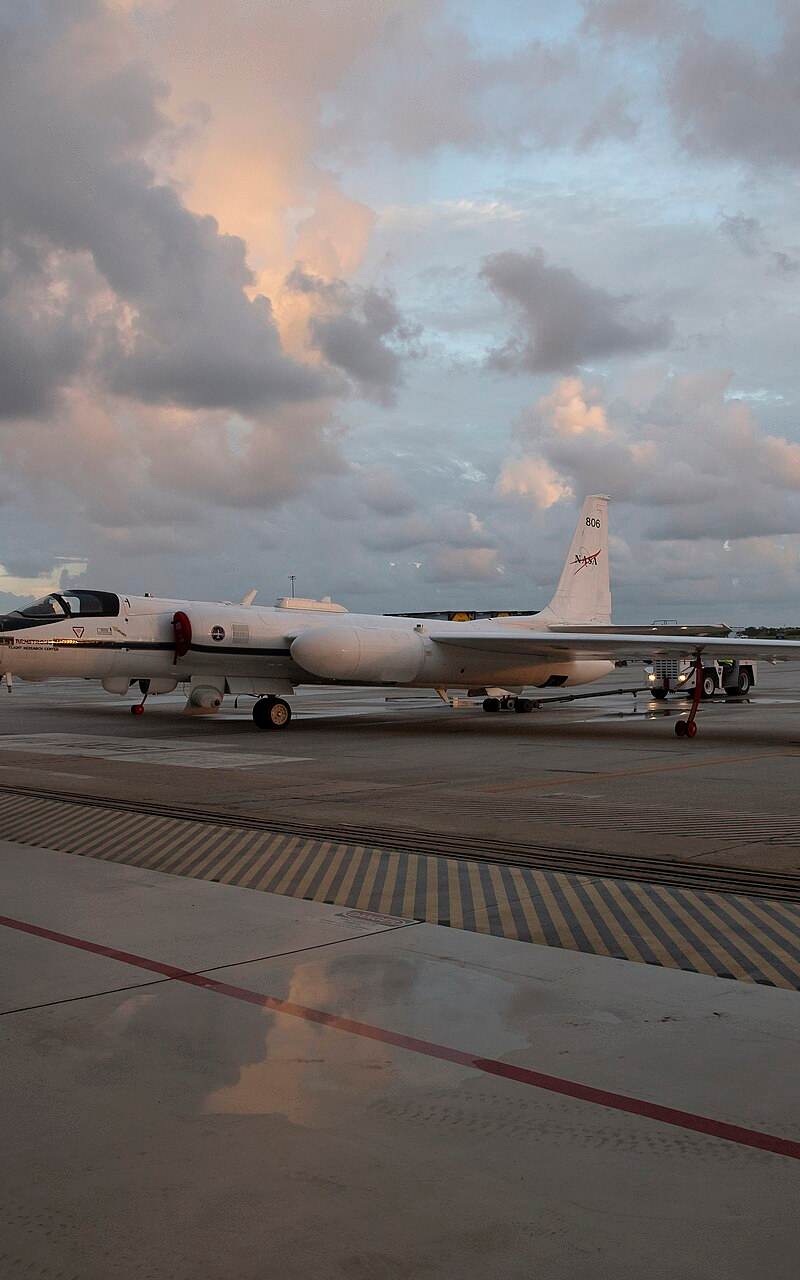 N806NA - Lockheed