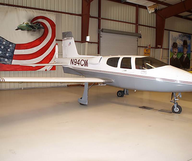 N94CM - Cirrus