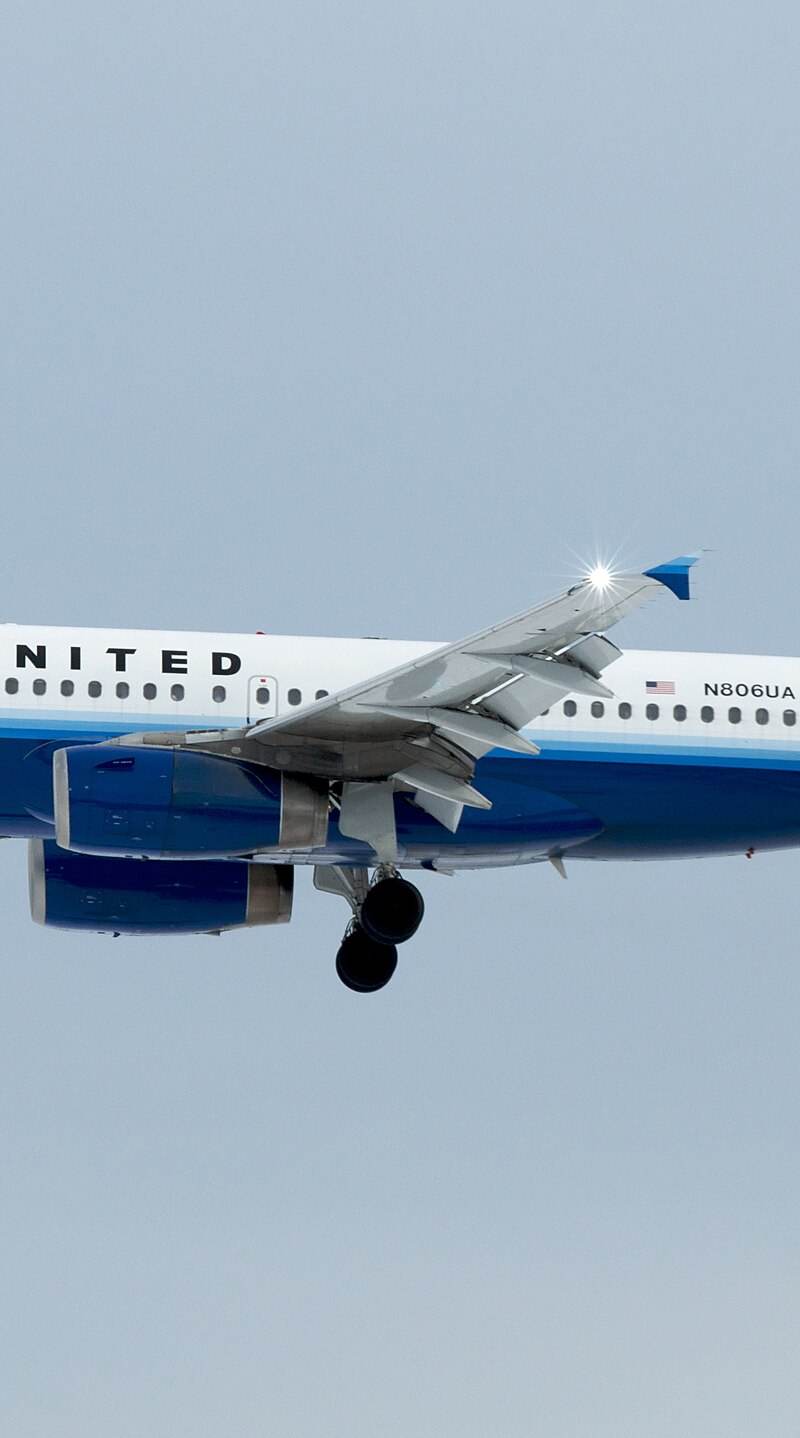 N806UA - Airbus