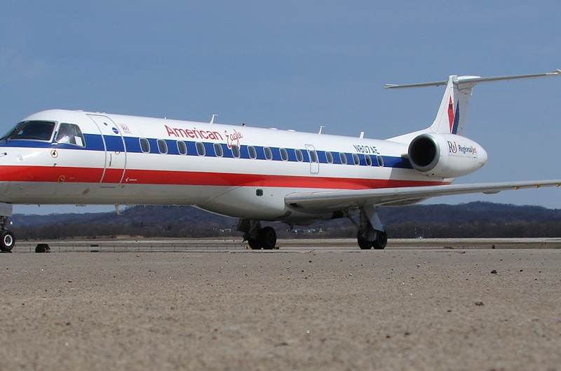 N807AE - Embraer