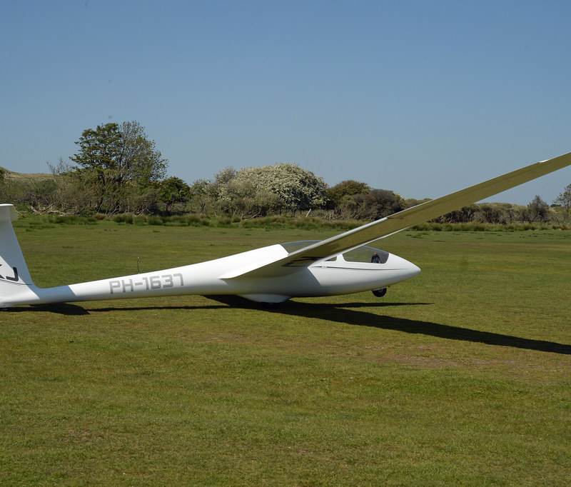 PH-1637 - Glider