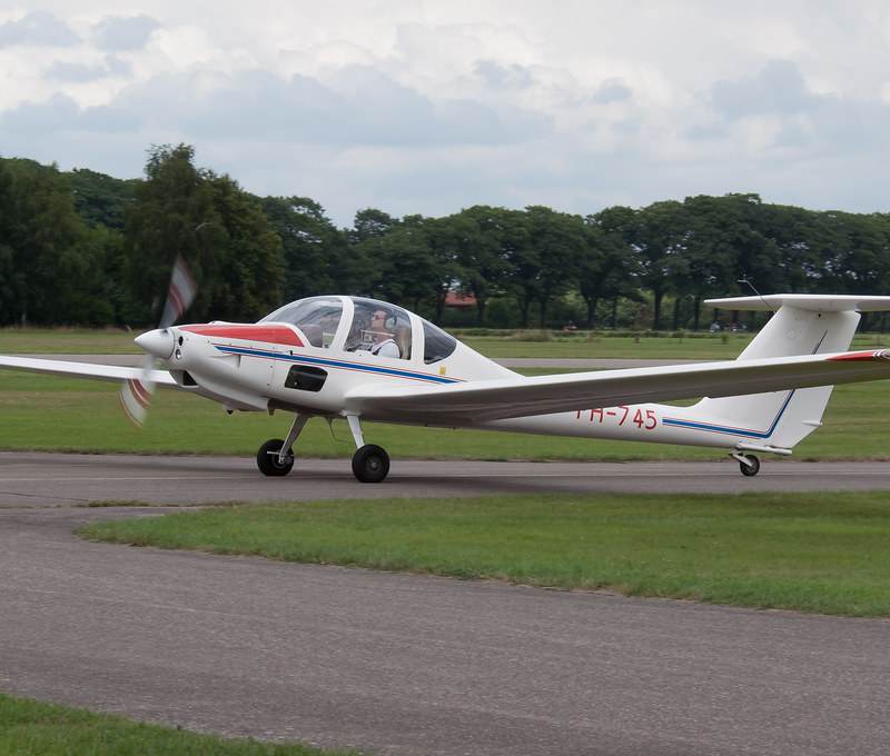 PH-745 - Glider
