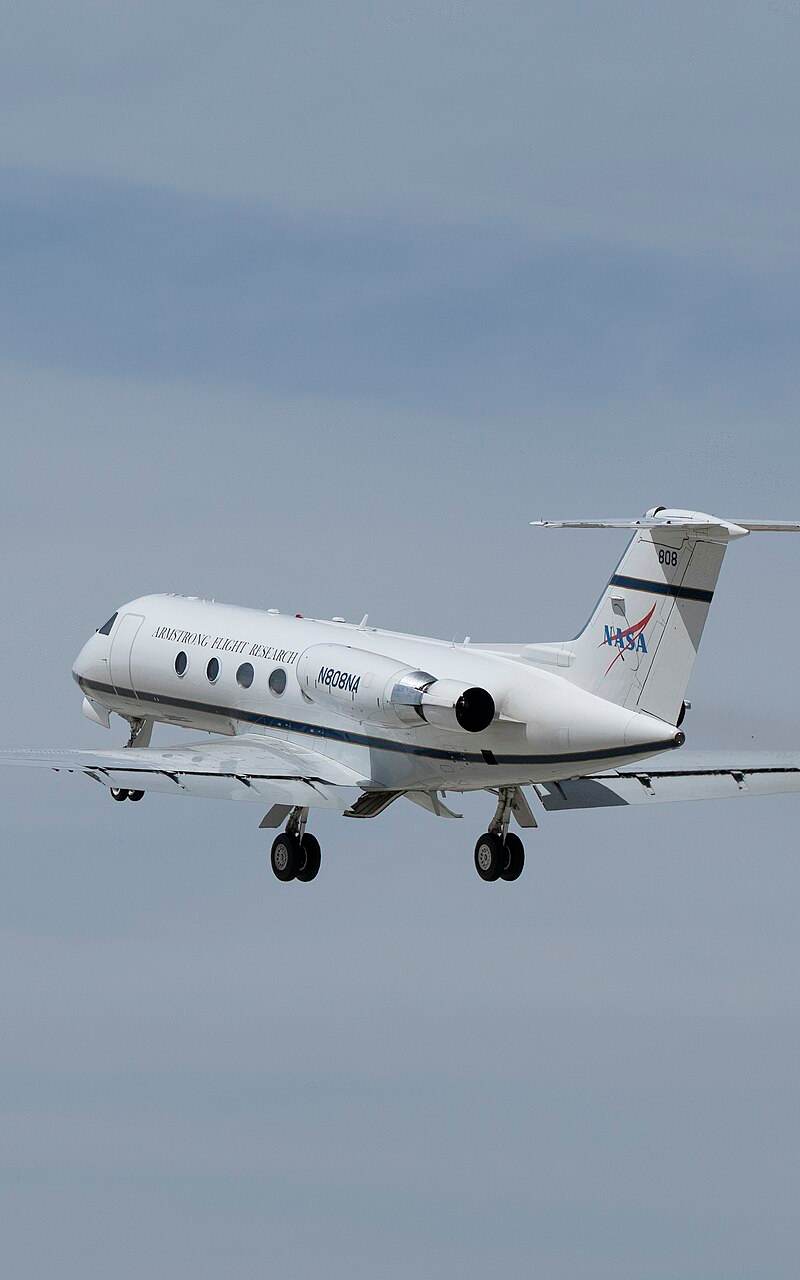 N808NA - Business jet