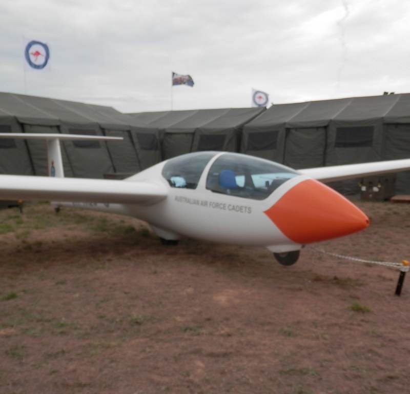 VH-NQU - Glider