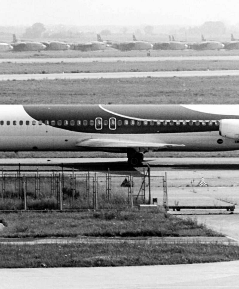 N809HA - Twin-engine aircraft