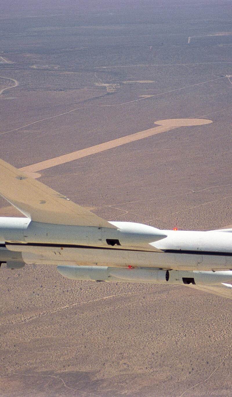 N809NA - Business jet
