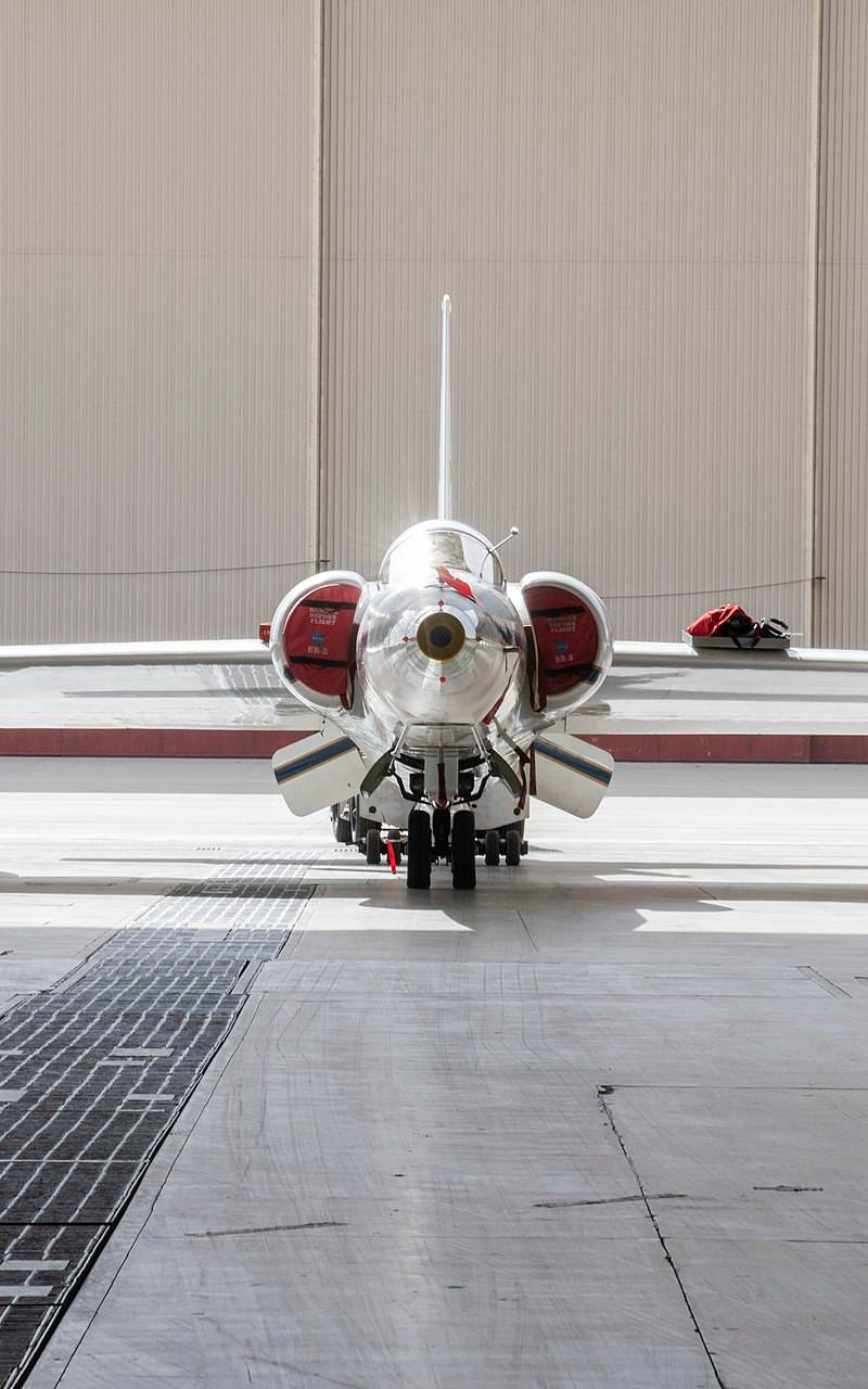 N809NA - Business jet