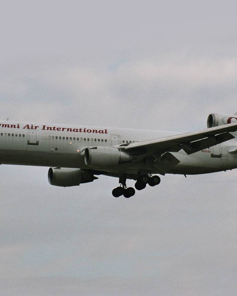 N810AX - Douglas