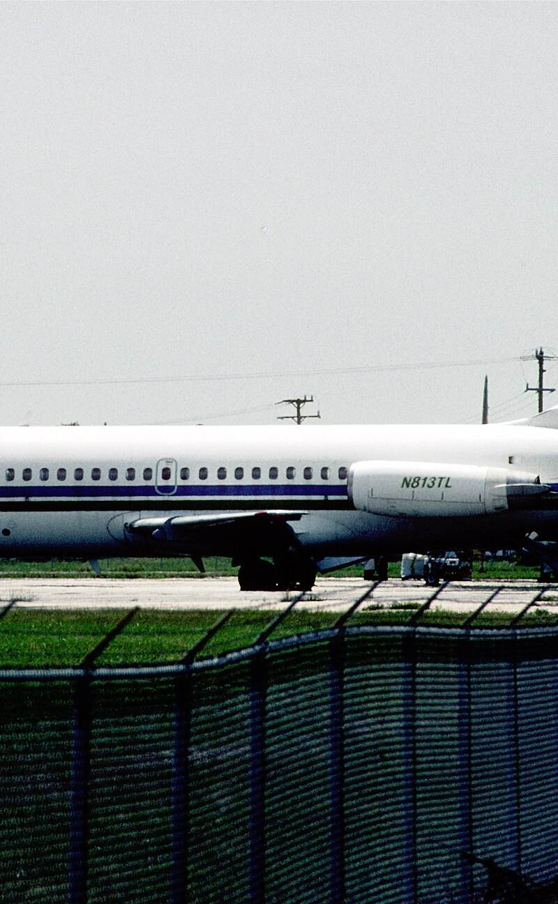 N813TL - Douglas