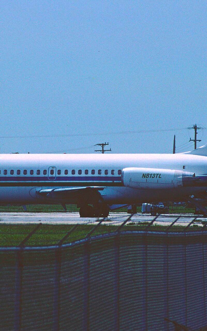 N813TL - Douglas